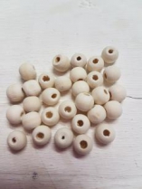 Wood Natural Round (No Varnish) 10mm +/ 300 pieces *Ask price for 500 gram packs