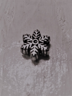 Acrylic Bead Snowflake 13mm R45 +/ 98 pieces