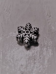 Acrylic Bead Snowflake 13mm R45 +/ 98 pieces