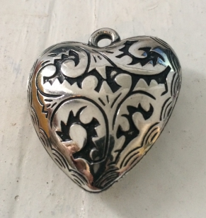 Acrylic Charm Pendant Silver Heart 45mm R50 4 pieces