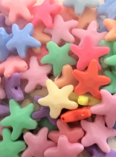 Acrylic Mixed Starfish Beads, 19mm, hole on top, 80grams