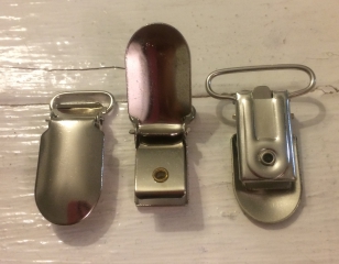 Dummy Clip Metal with Plastic 40mm R35 6 pieces. This is Lovely Strong Dummy Clip or can be used for Suspender Cllips