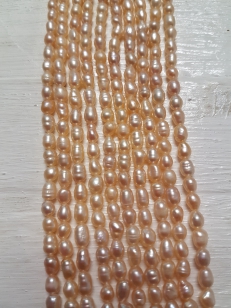 Freshwater Pearls Peach 6mm  +/- 60pcs