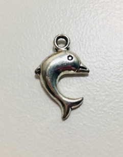 Silver Metal Charm Dolphin 21mm R35 (15 Pieces)