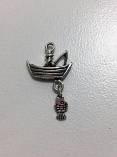 Metal Charm Silver Man on Boat Catching Fish 24mm R40 (10 pieces)