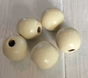 Ostrich Egg Shell Wood Round 16mm R25 +/ 70 pieces *500gram Packs Available R100 (Enquire within)