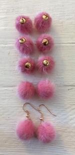Pom Pom Pink with Gold Top, Perfect to make Earrings or Use in Jewellery R40 10 Pieces