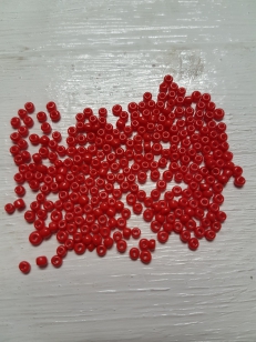 Seed Bead Red 8.0 100 gram packs or 450 gram packs (available in all colours)