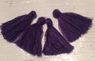 Tassel 11-Dark Purple R30 (20 pieces)