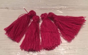 Tassel 12-Cerise Pink R30 (20 pieces)