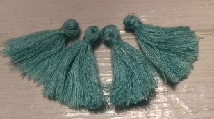 Tassel 8-Aqua Blue R30 (20 pieces)