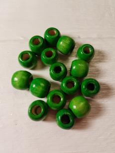 Wood Varnished Green Oval +/ 175 pieces